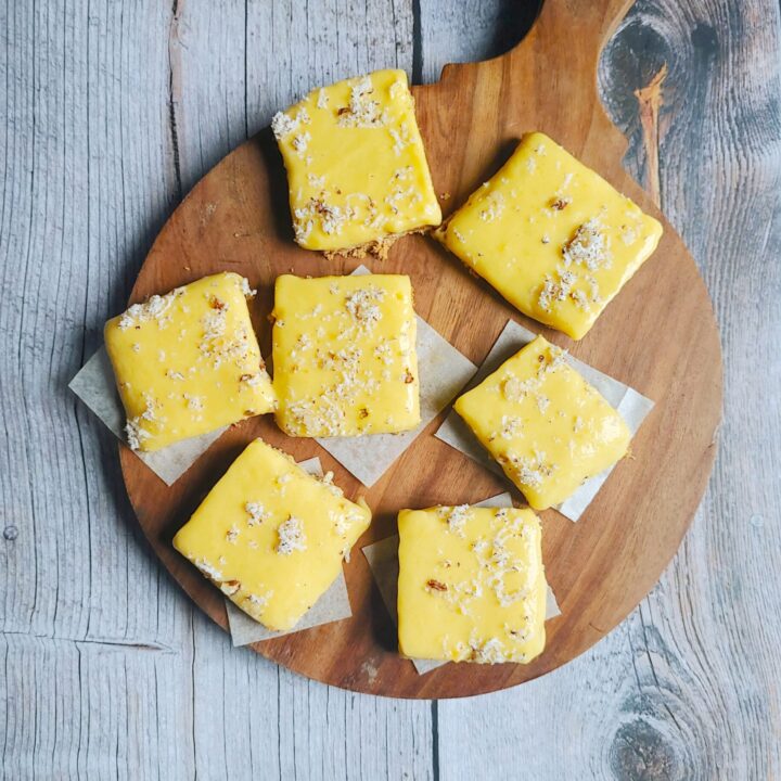 sliced mango bars placed on tray