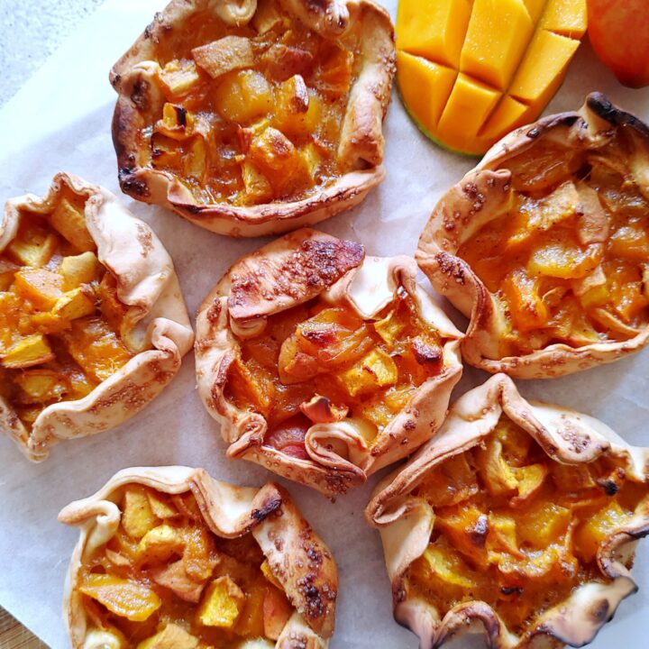 mango peach mini galettes (eggless)