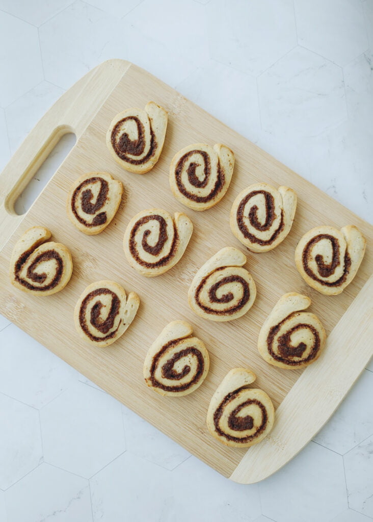 cinnamon roll cookies baked placed on a platter