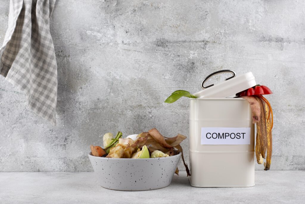 composting in kitchen