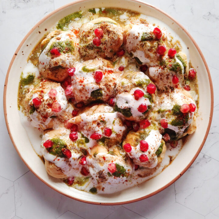 dahi bhalle served in a plate